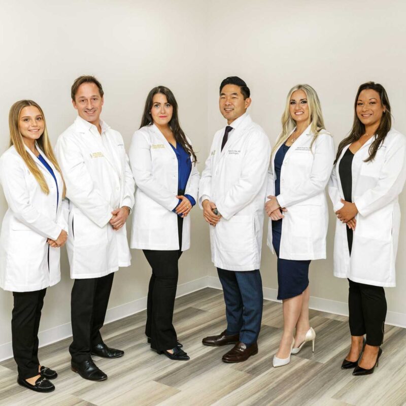 spine surgeons and nurses at spine med long island