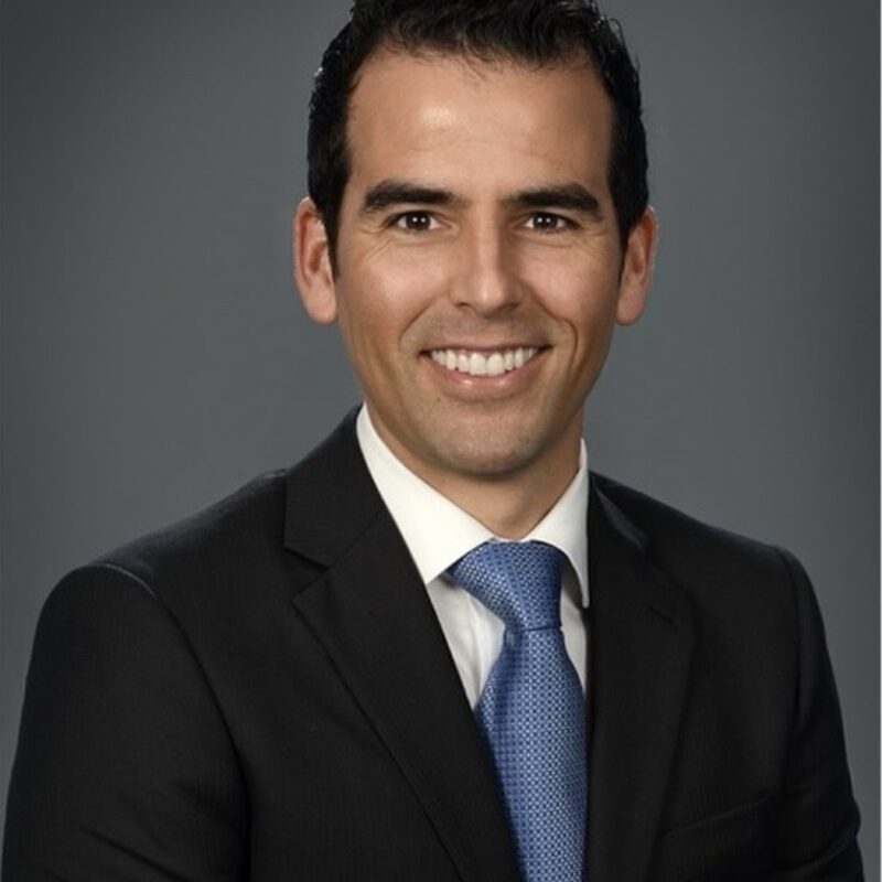 Dr. Justin Ledesma, fellowship-trained spine surgeon specializing in minimally invasive spine surgery, joins Spine Medicine & Surgery of Long Island