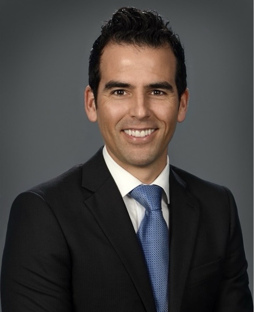 Dr. Justin Ledesma, fellowship-trained spine surgeon specializing in minimally invasive spine surgery, joins Spine Medicine & Surgery of Long Island