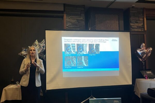 Dr. Antigone Argyriou delivering a lecture on the evolution of the Intracept Procedure.