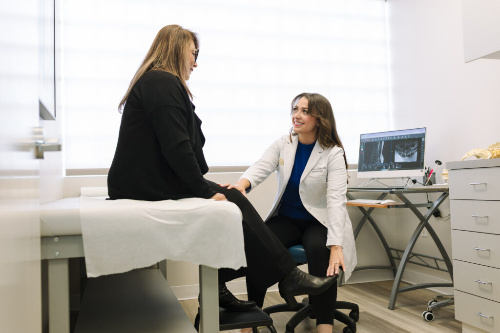 Dr. Courtney Toombs introducing single-position lateral spine surgery at Spine Medicine & Surgery of Long Island.
